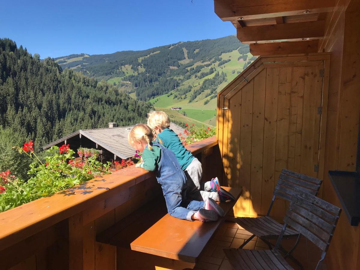 Landhaus Taxach Saalbach-Hinterglemm Esterno foto